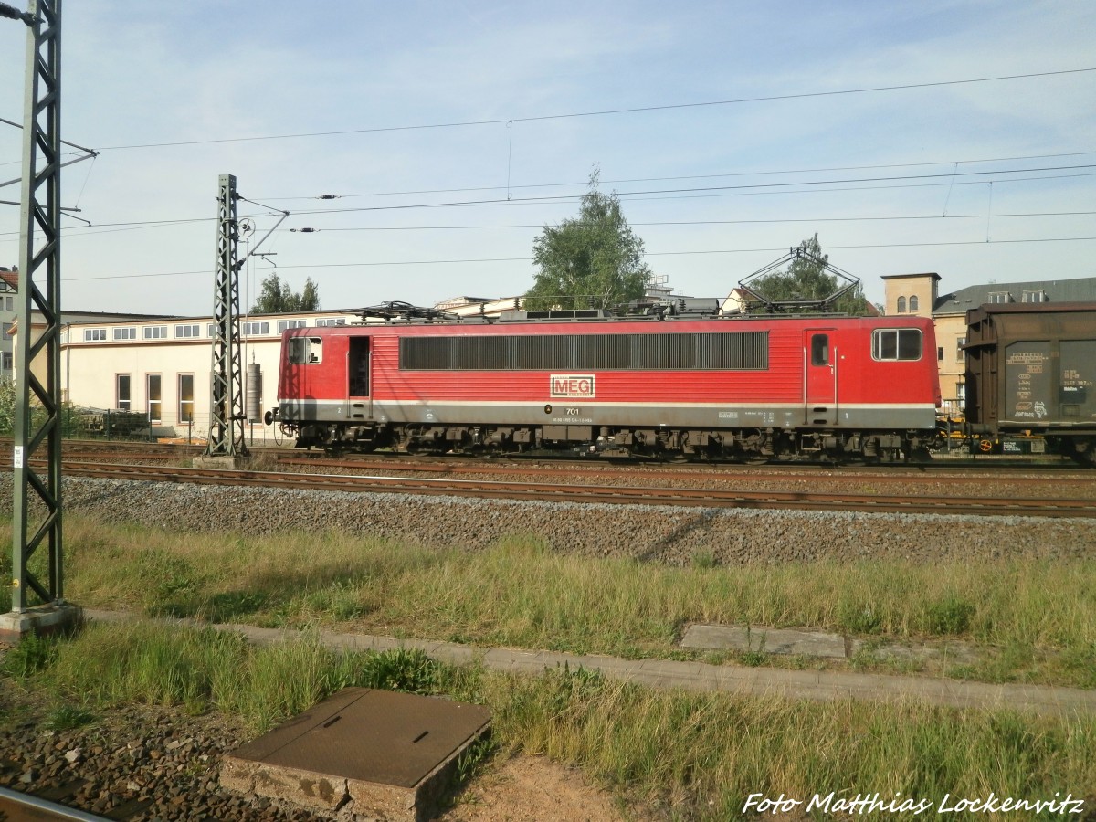 MEG 701 (155 124-1) in der G�terumfahrung am Hallenser Hbf am 11.5.15