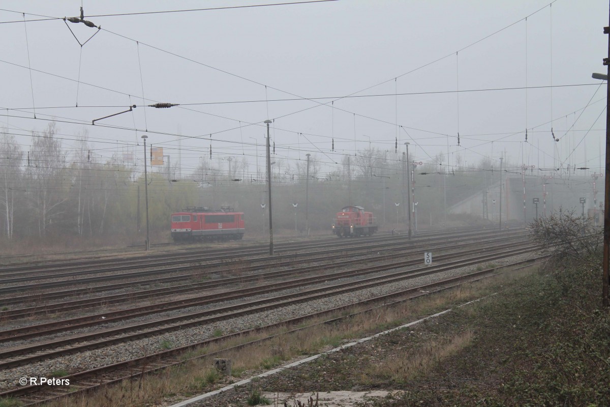 MEG 707 und 294 754 in Leipzig Schönefeld. 29.03.14