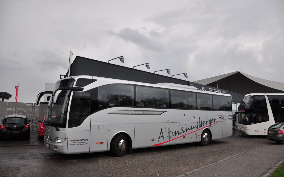 Mercedes Benz Tourismo von Altmannsberger aus Deutschland am 12.Juli 2014 in Krems.