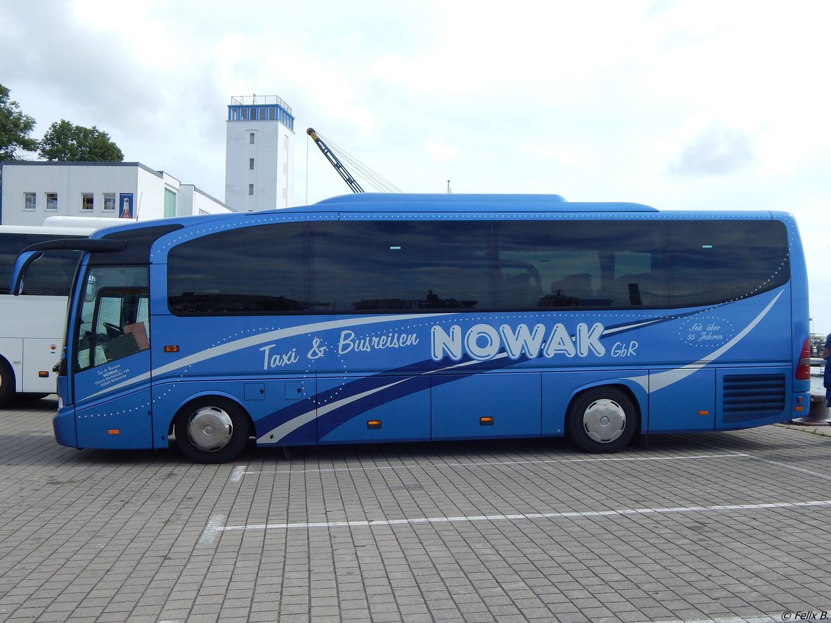 Mercedes Tourino von Nowak aus Deutschland im Stadthafen Sassnitz.