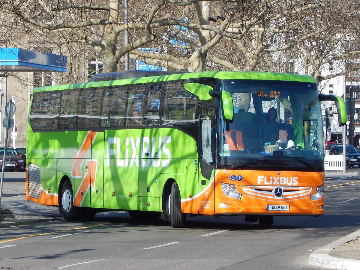 Mercedes Tourismo von Flixbus/Pülm aus Deutschland in Berlin.