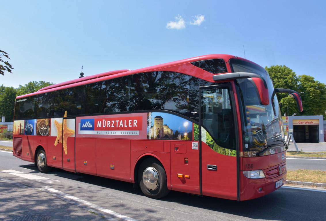 Mercedes Tourismo von Mürztaler Reisen aus der Steiermark/Österreich 06/2017 in Krems.