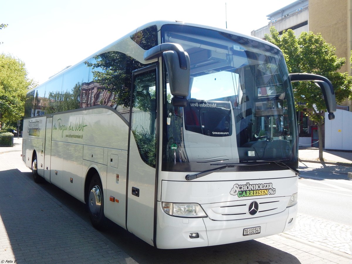 Mercedes Tourismo von Schönholzer Carreisen aus der Schweiz in Neubrandenburg.