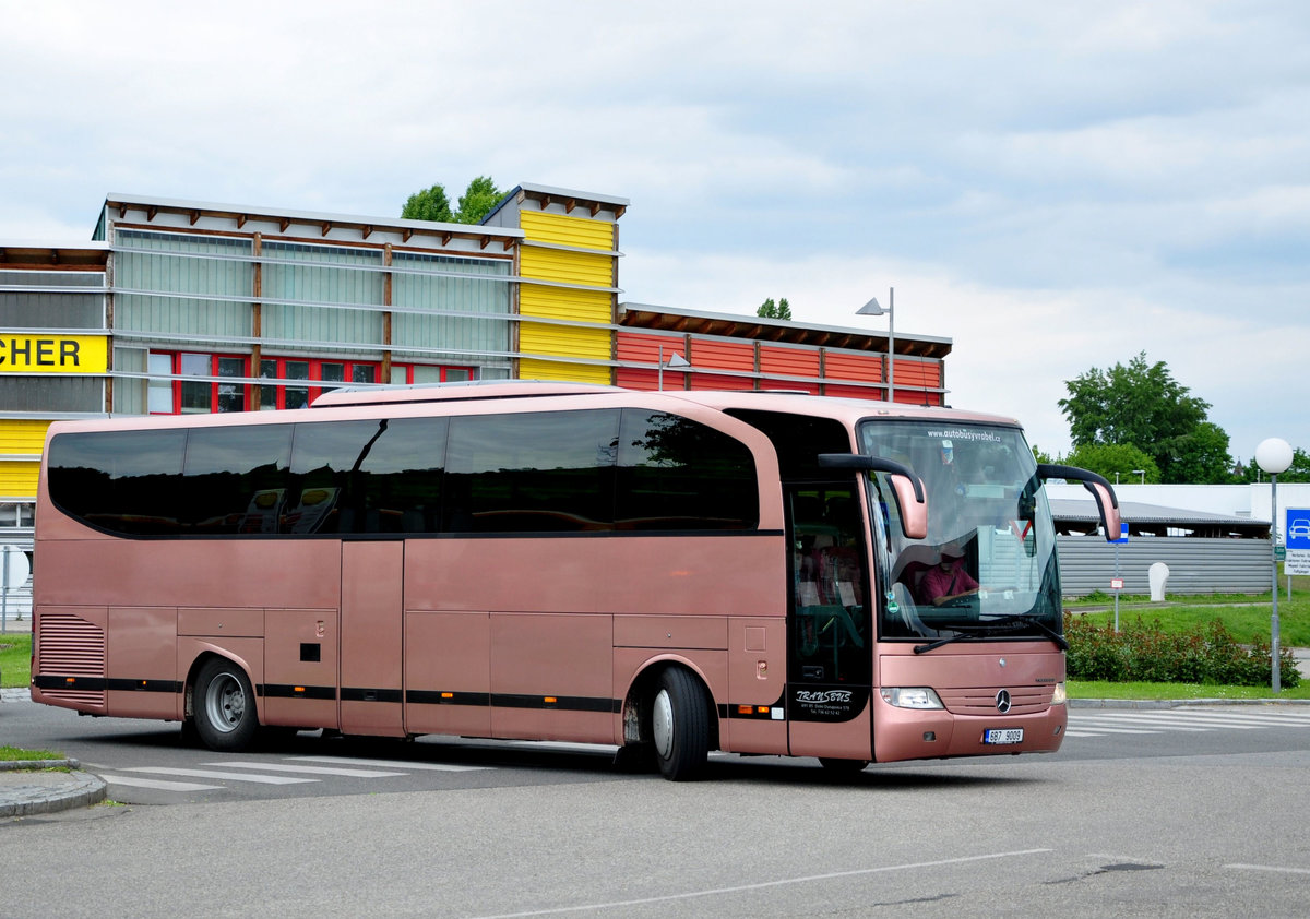 Mercedes Travego von Trans Bus aus der CZ in Krems.