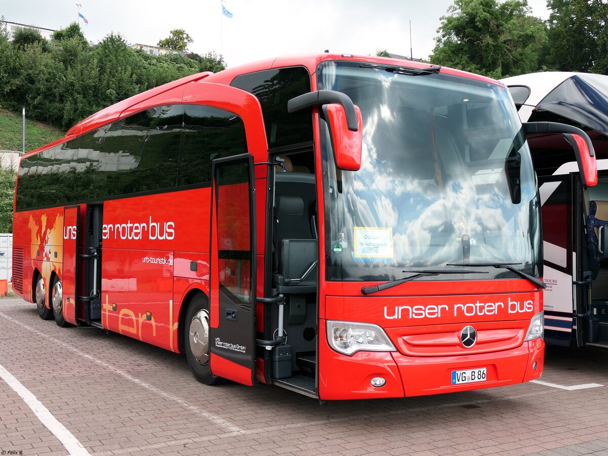 Mercedes Travego von URB aus Deutschland im Stadthafen Sassnitz.