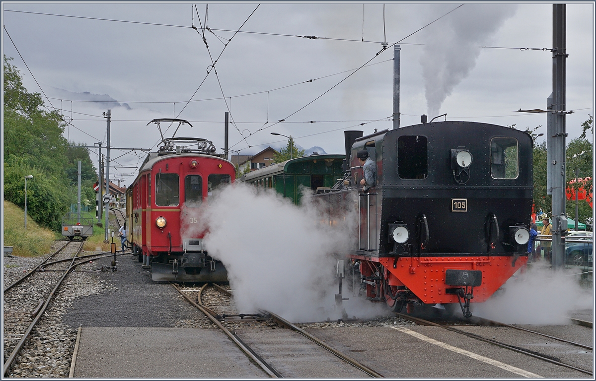 Mit dm  Riviera Belle Epoque  unterwegs, dampft in Blonay die Blonbay-Chamby G 2x 2/2 den RhB ABe 4/4 I N°35 ein. 

30. August 2020