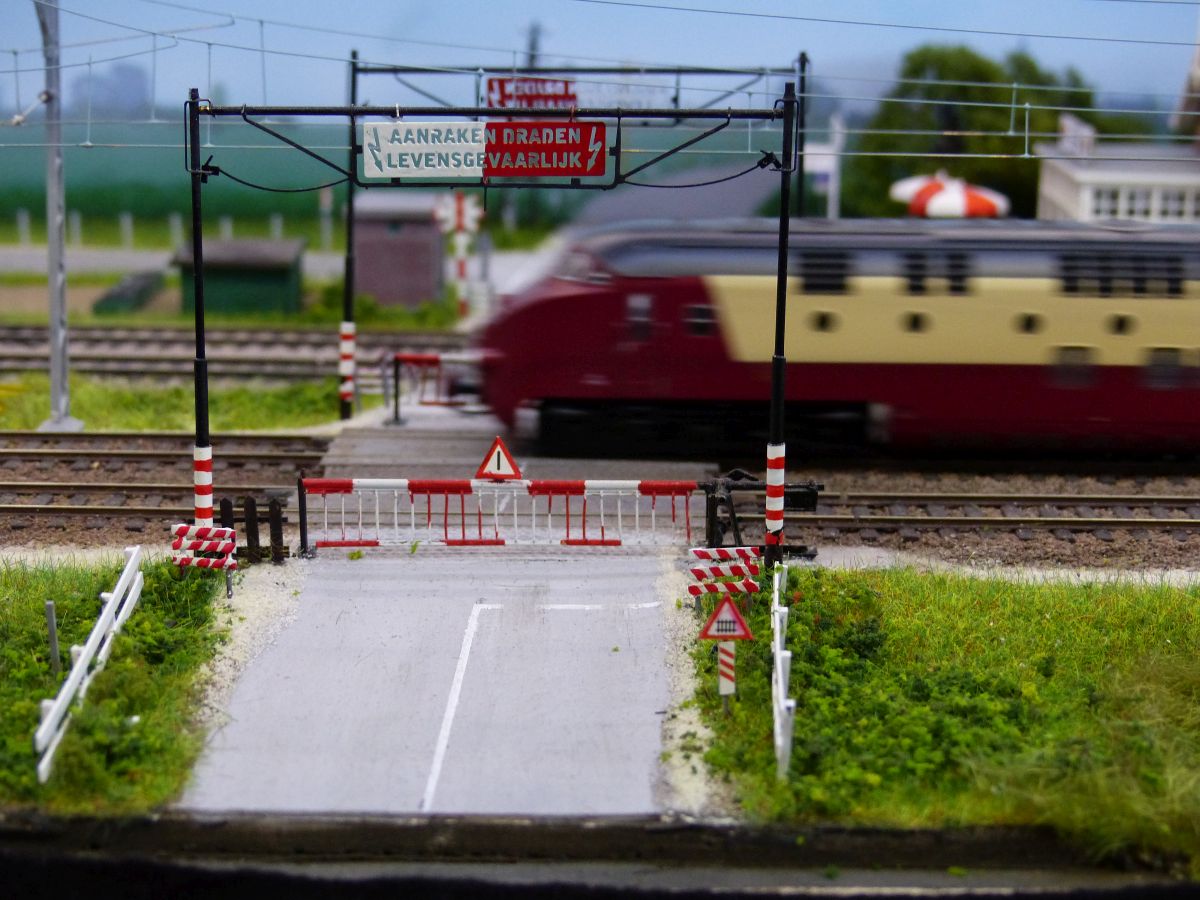 Modellbahn in Masstab H0 Epoche 3. Ausstellung  RAIL 2020  Houten, Niederlande 21-02-2020. 

Modelspoorbaan in schaal H0 tijdperk 3. Modelspoorevenement  RAIL 2020  Houten 21-02-2020.