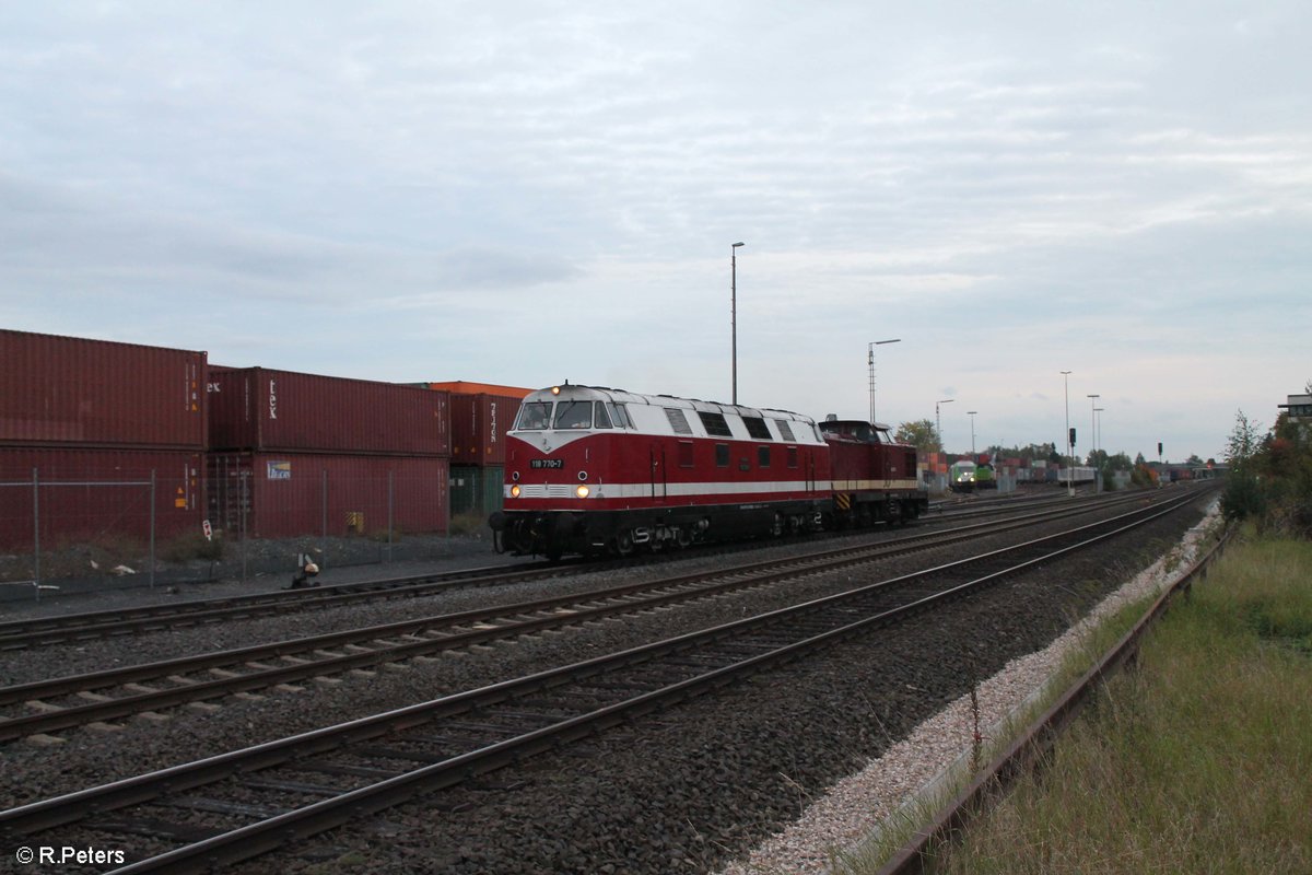 Nach dem der erste Teil draußen ist setzen 118 770 und 204 237 noch einmal um. 04.10.17