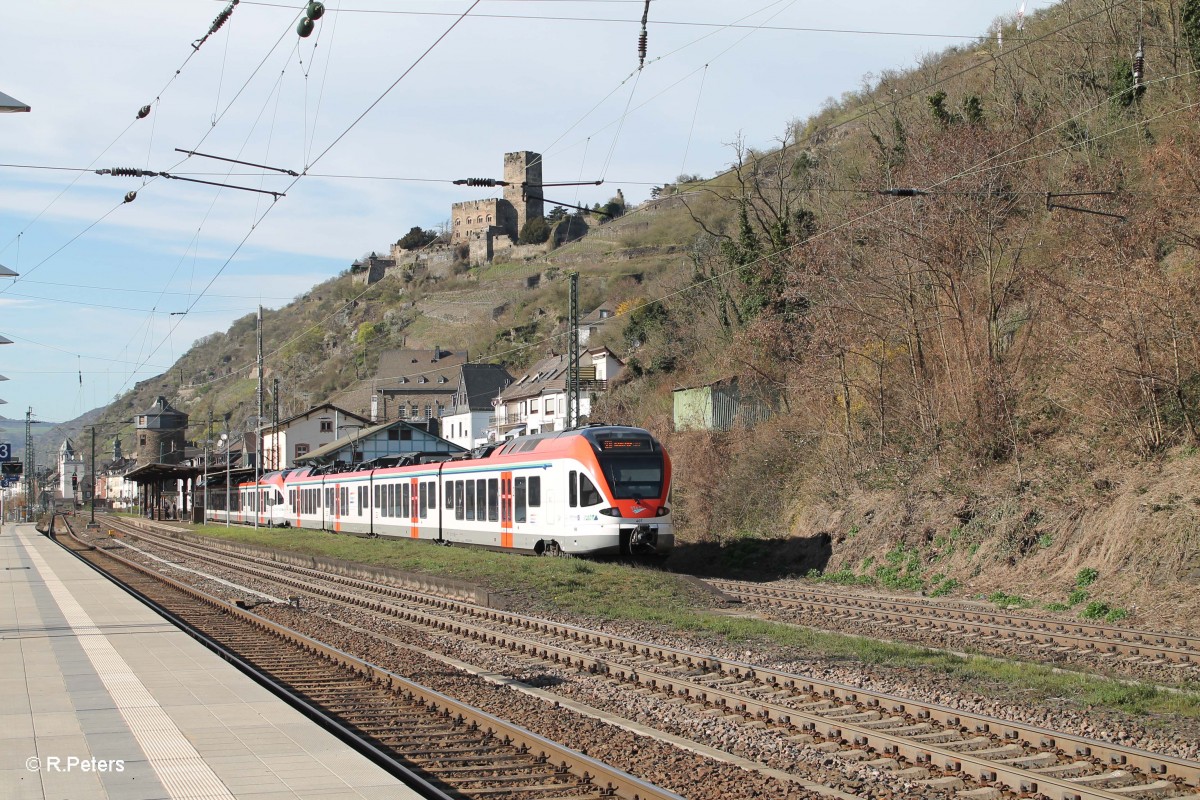 Nachschuss auf 414 und 407 als SE25018 Frankfurt/Main - Neuwied einfahrt in Kaub. 20.03.14