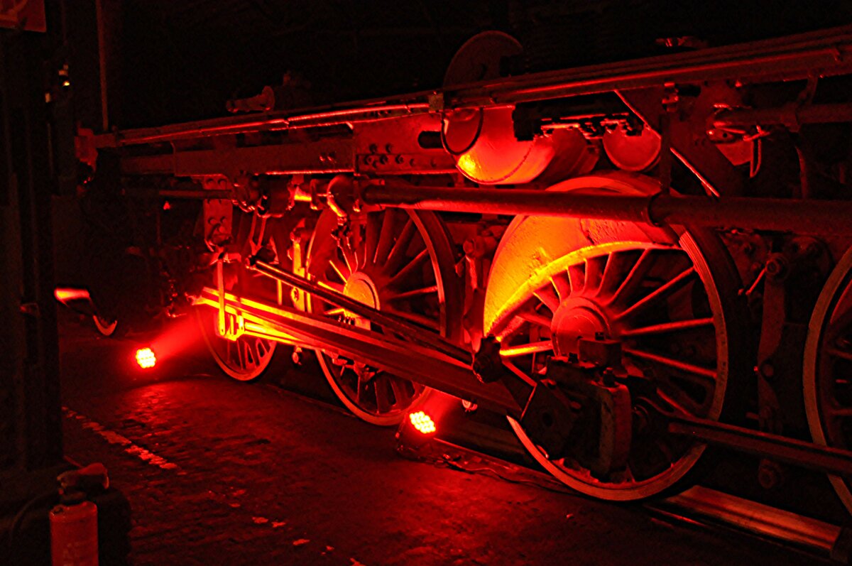 Nacht der Giganten SL 06-013 im Bahnpark Augsburg am 15.03.2013.