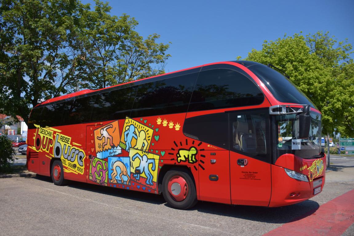 Neoplan Cityliner von Geschw. Bur Reisebusse aus der BRD.