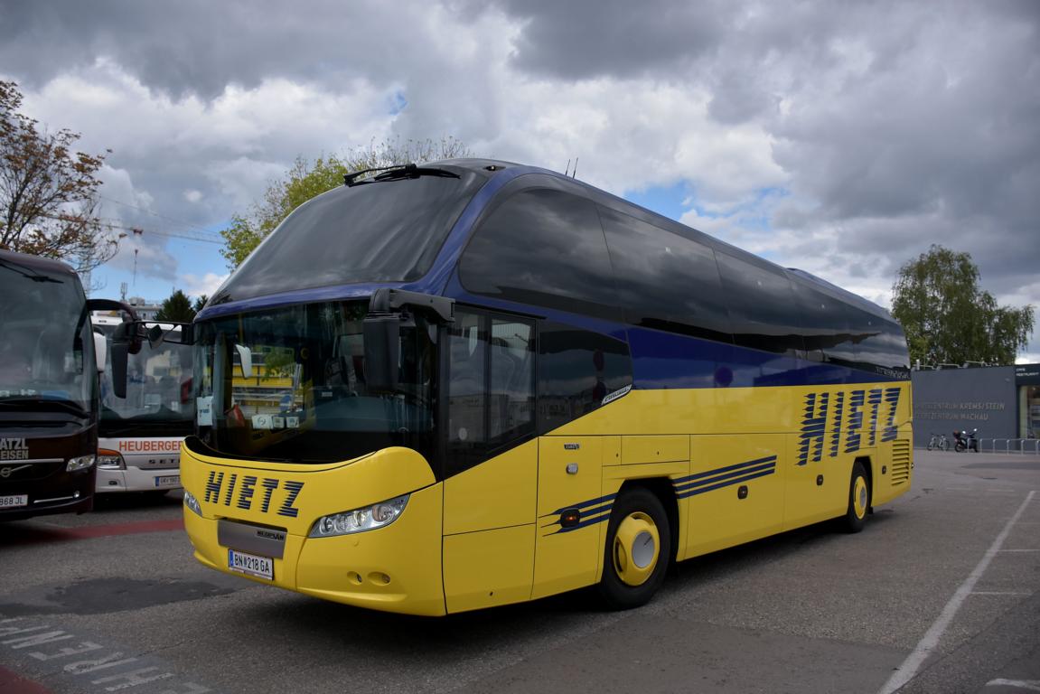 Neoplan Cityliner von Hietz Reisen aus �sterreich 2017 in Krems.