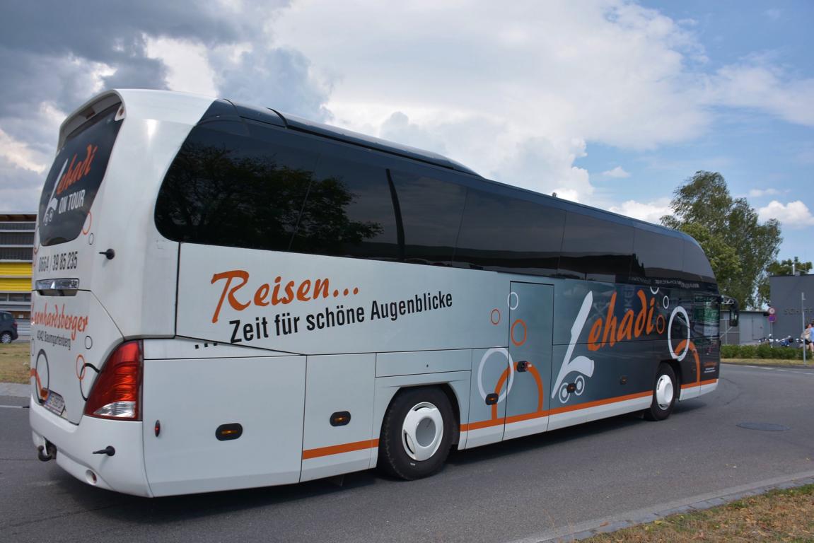 Neoplan Cityliner von Leonhardsberger Reisen aus �sterreich 2017 in Krems. 