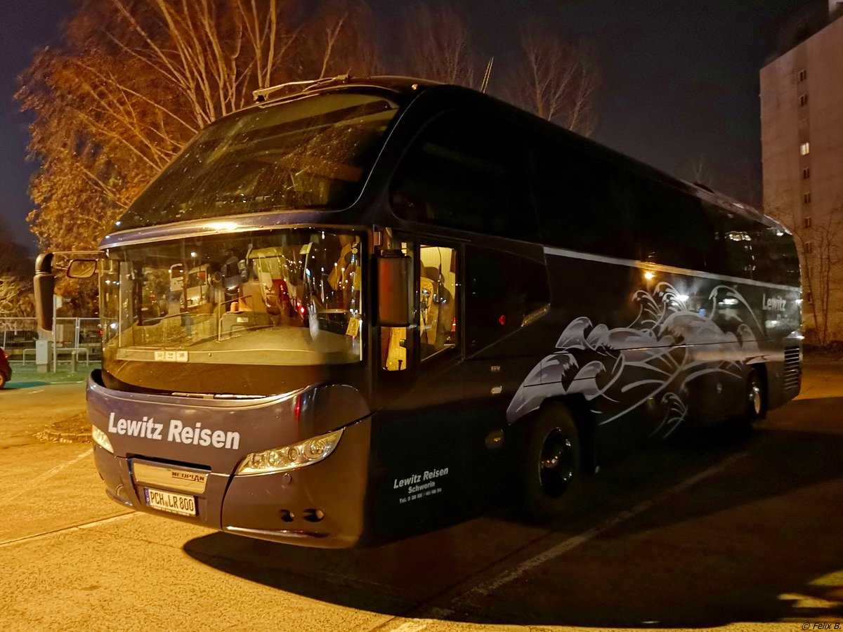 Neoplan Cityliner von Lewitz-Reisen aus Deutschland in Neubrandenburg.