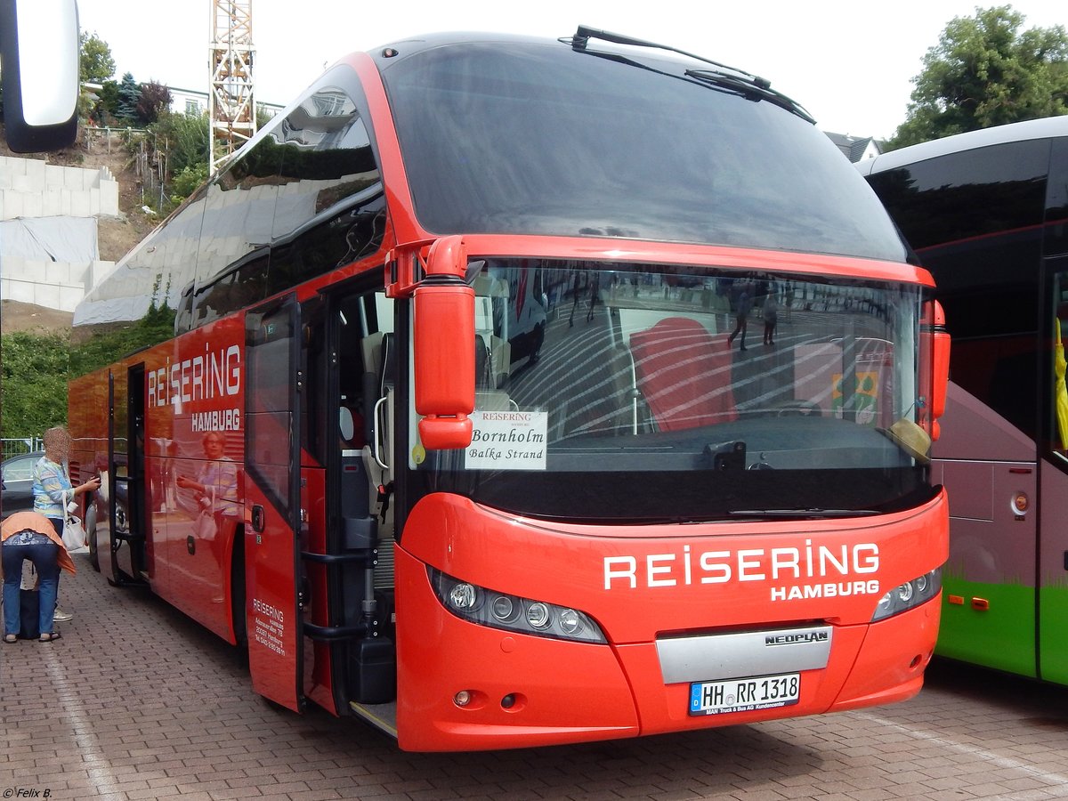 Neoplan Cityliner von Reisering Hamburg aus Deutschland im Stadthafen Sassnitz. 