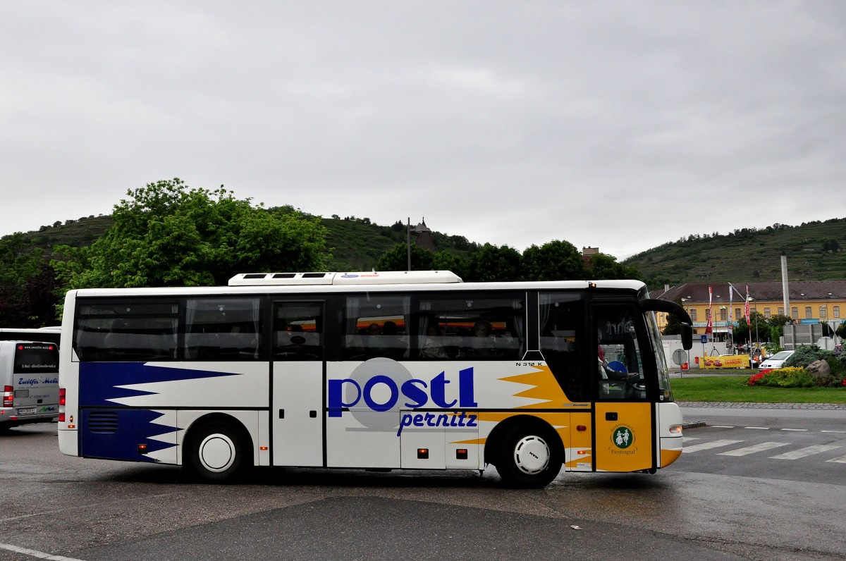Neoplan Euroliner von Postl Reisen aus Nieder�sterreich am 20.5.2015 in Krems.