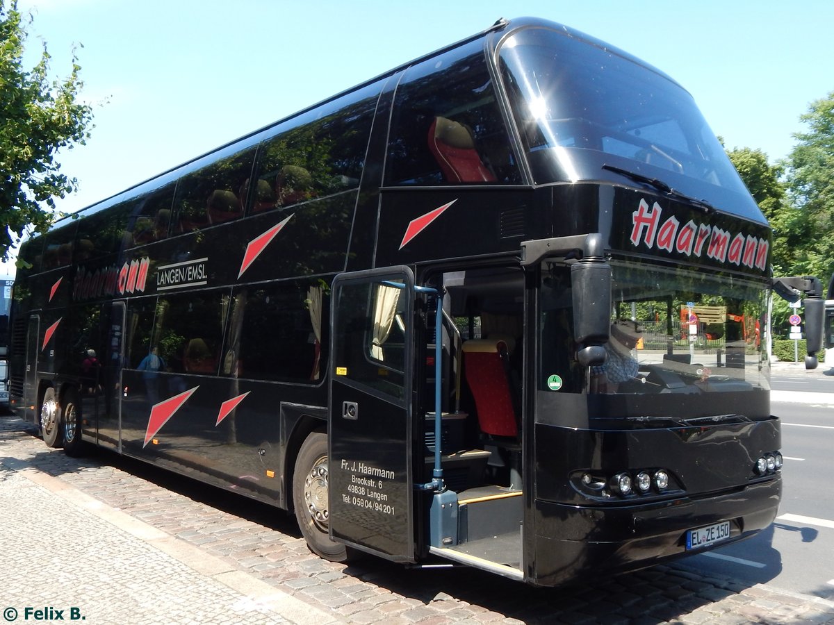 Neoplan Skyliner von Haarmann aus Deutschland in Berlin.