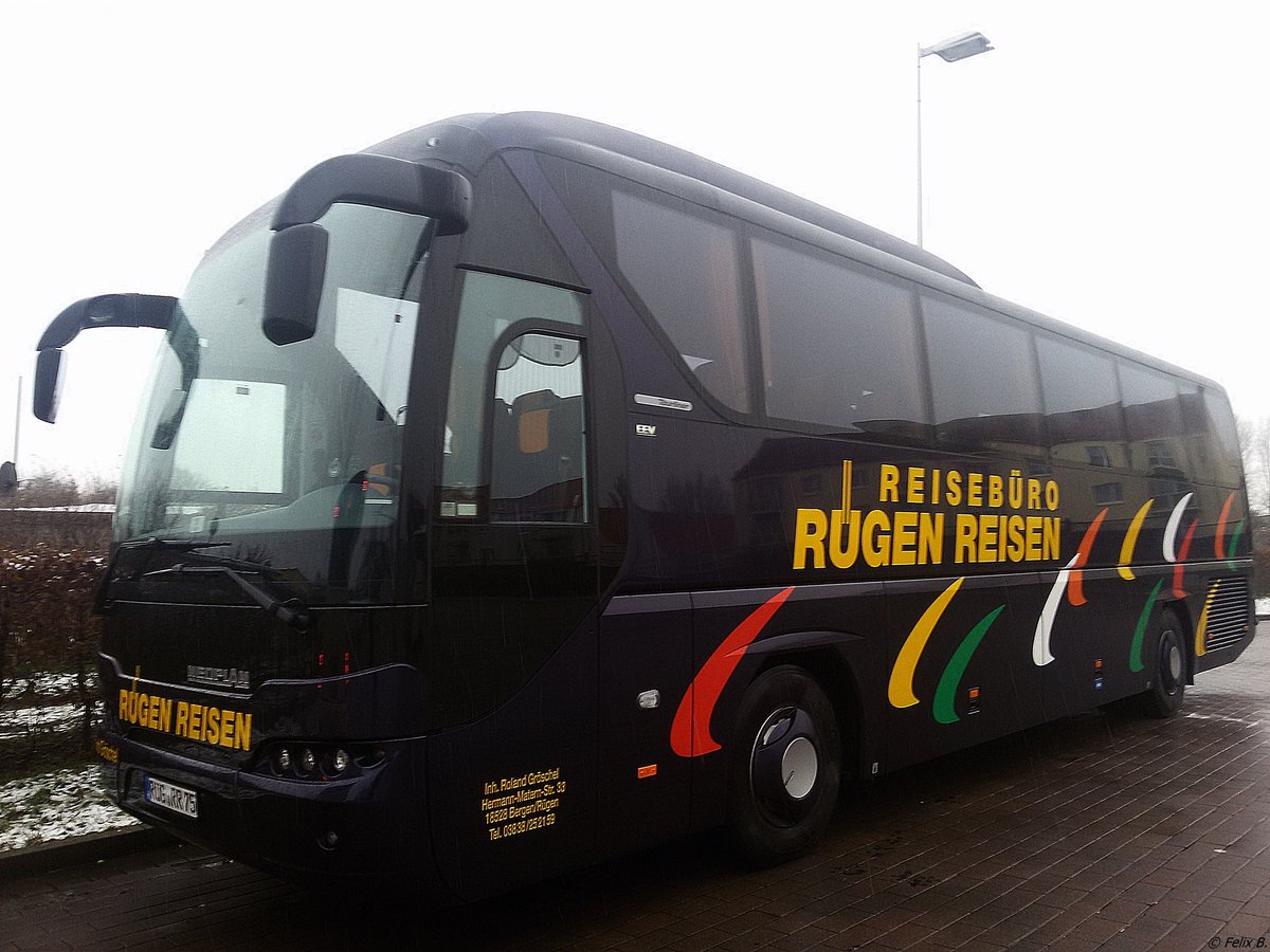 Neoplan Tourliner von Rügen Reisen aus Deutschland in Bergen.