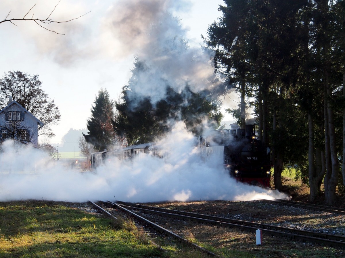 Nikolausdampf beim Öchsle, 99 788 in Maselheim am 06.12.2015.
