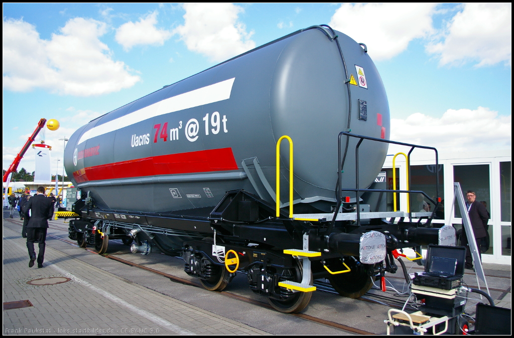 NL-ATRR 37 84 9326 001-2 Uacns des franz�sischen Vermieters ATIR-RAIL war auf der InnoTrans 2014 in Berlin ausgestellt.

Webseite (deutsch): http://www.atir-rail.com/de/
