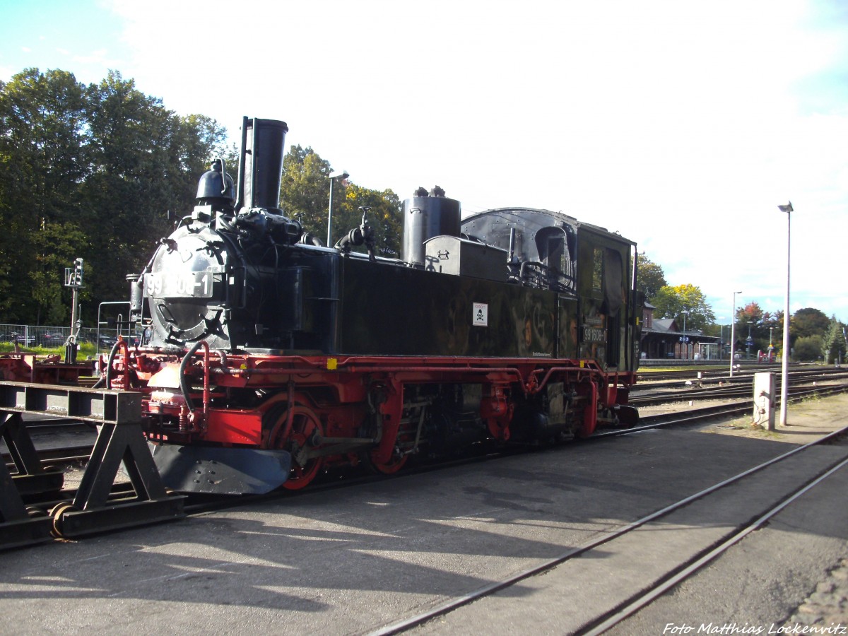 Nun steht sie der �ffentlichkeit zu verf�gung 99 1608 (99 608) abgestellt am Kleinbahn BW in Putbus am 1.10.13