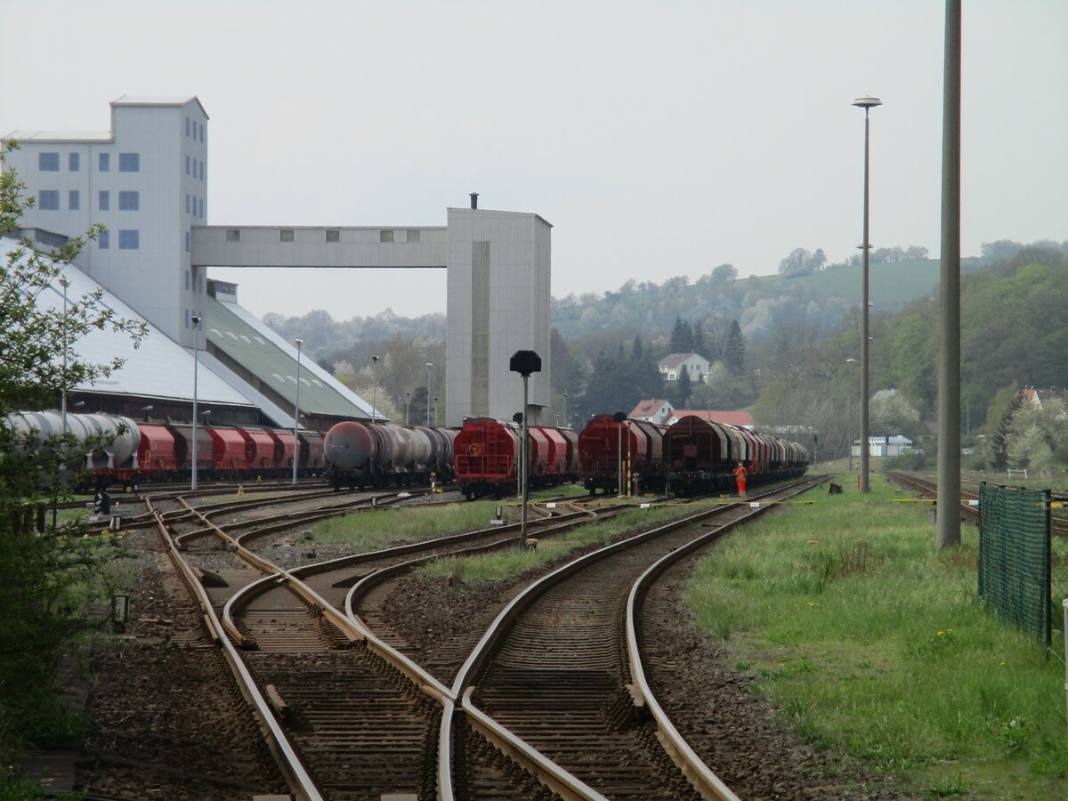 Nur dem Güterverkehr dient der Bahnhof Heringen.Aufnahme am 29.April 2022.
