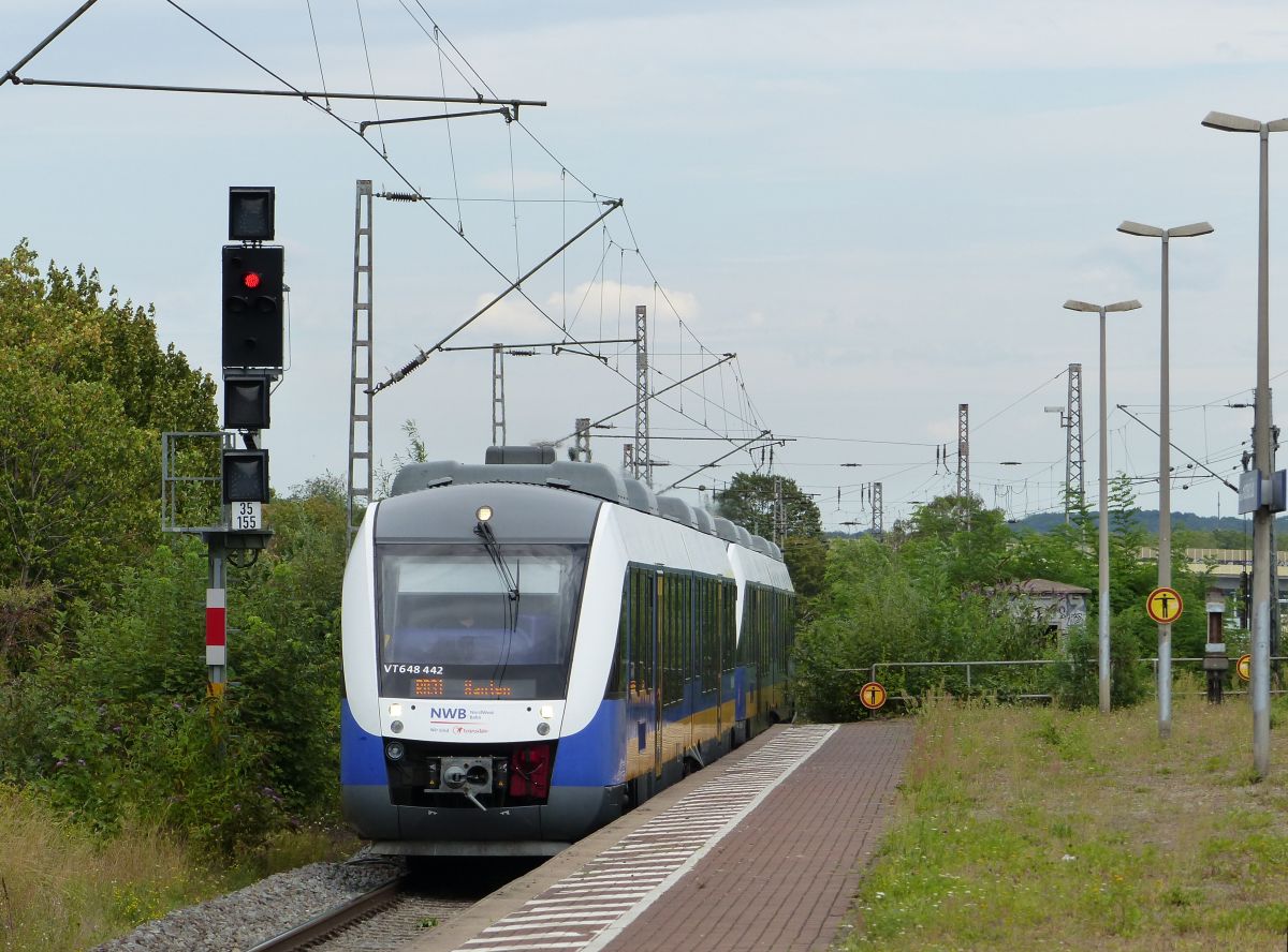 NWB (Nord West Bahn) Dieseltriebzug VT 648 442 Gleis 2 Duisburg-Hochfeld Sd 21-08-2020.

NWB (Nord West Bahn) dieseltreinstel VT 648 442 spoor 2 Duisburg-Hochfeld Sd 21-08-2020.