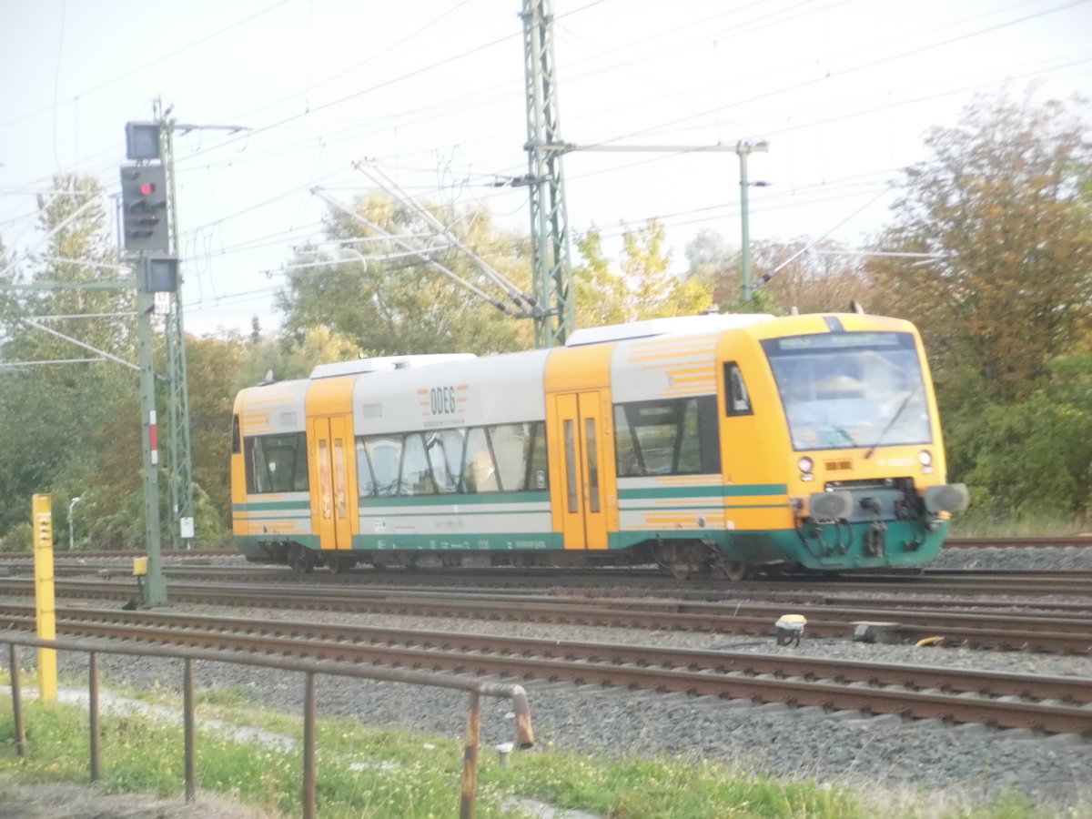 ODEG VT 650.XX verl�sst den Bahnhof Schwerin Hbf in Richtung Rehna am 30.9.18