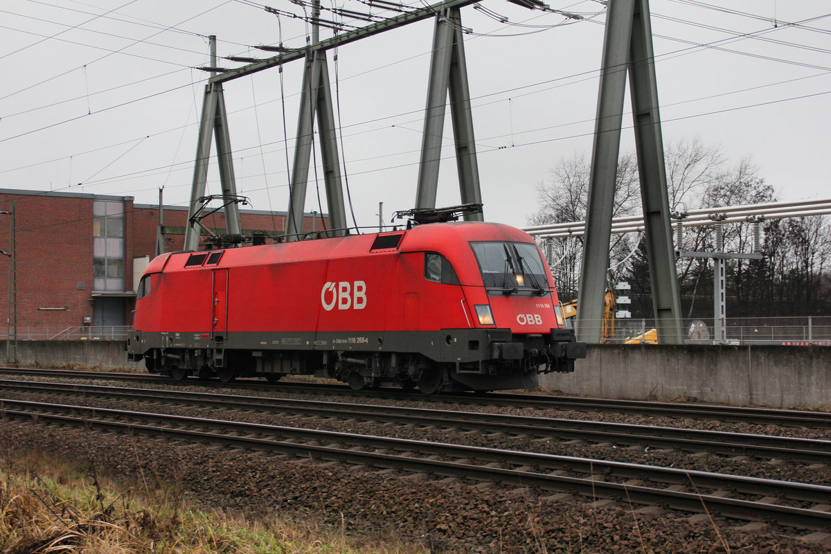 ÖBB 1116 268-4 kam am 15.12.2016 aus der Abstellung kam am Umspannwerk Dradenau vorbei auf ihren Weg zum Zug.