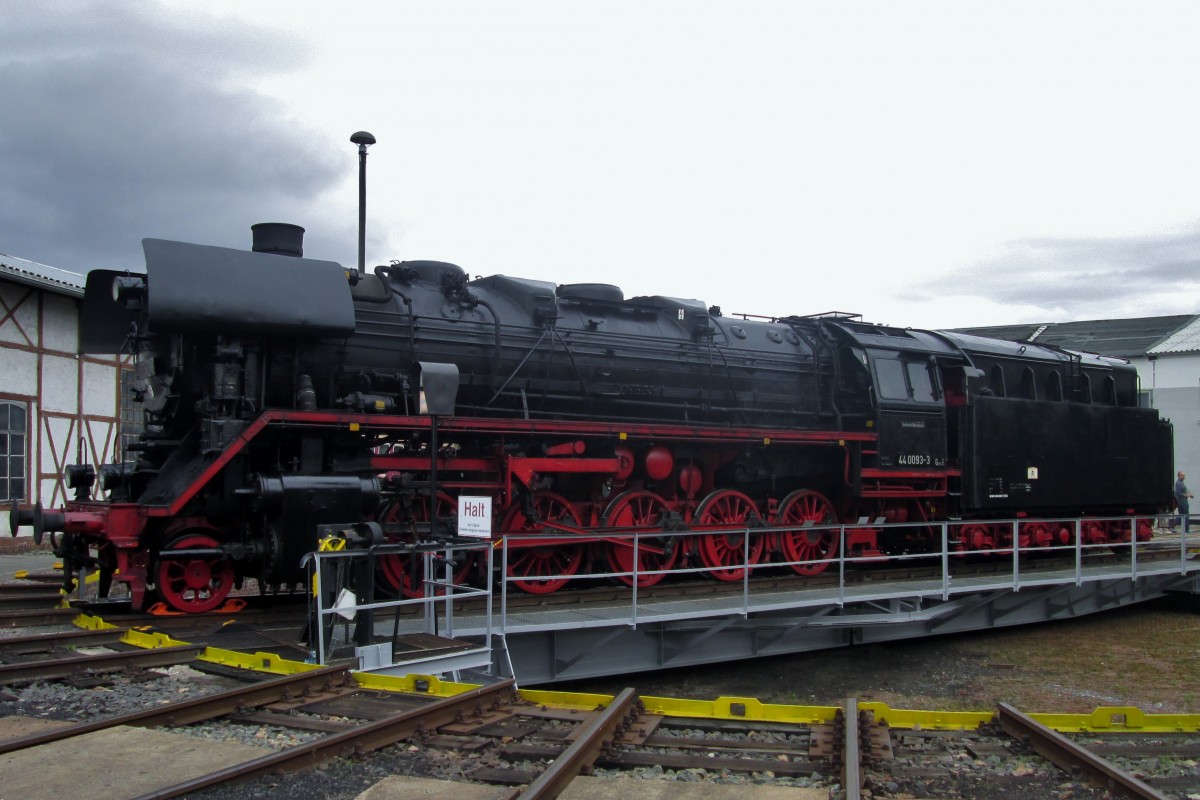 �ljumbo 44 0093 steht auf die Drehscheibe ins Bw Arnstadt am 19 September 2015.