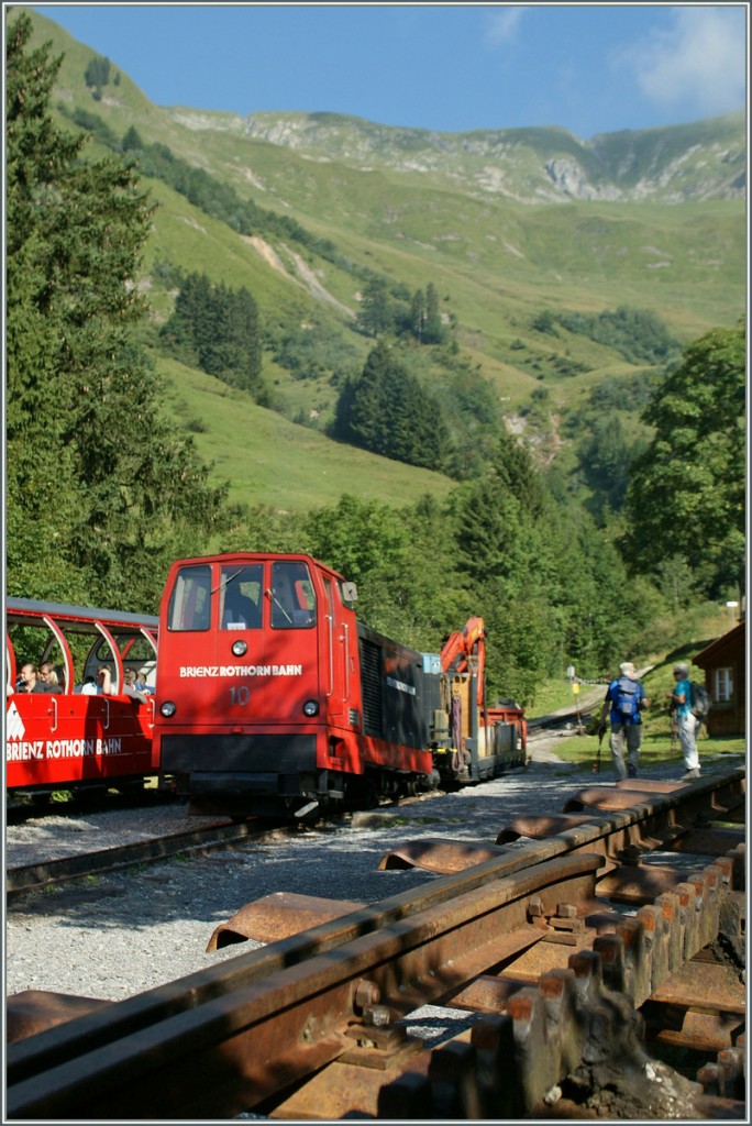  Ohne Fleiss kein Preis , das gilt insbesondere auch fr Bergbahnen, wobei gerade hier im Verhltnis zum Preis ein weitaus grsserer Unterhalt betrieben werden muss.
Planalp, den 30 August 2013