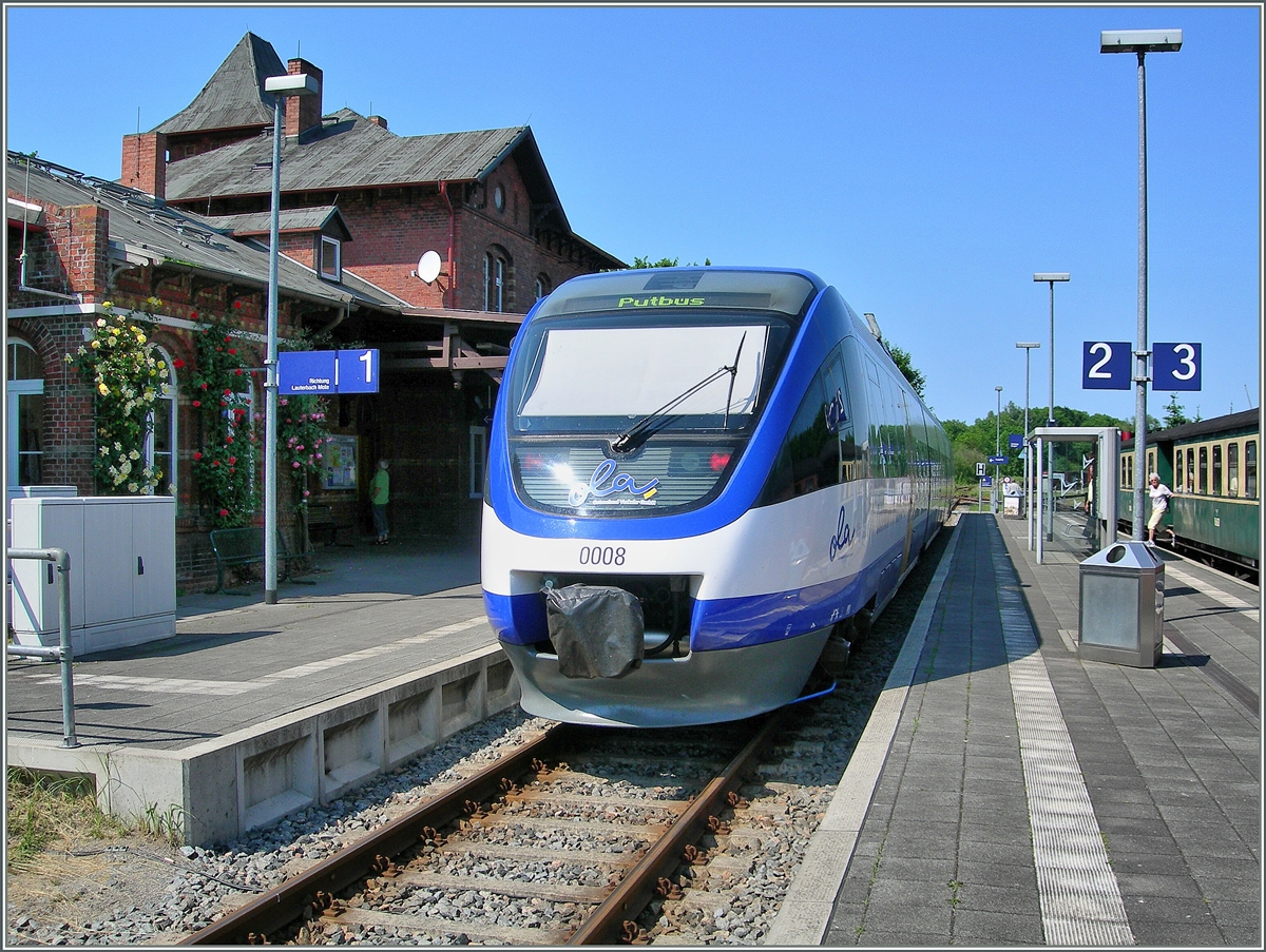 Ola Triebzug in Putbus.
8. Juni 2007