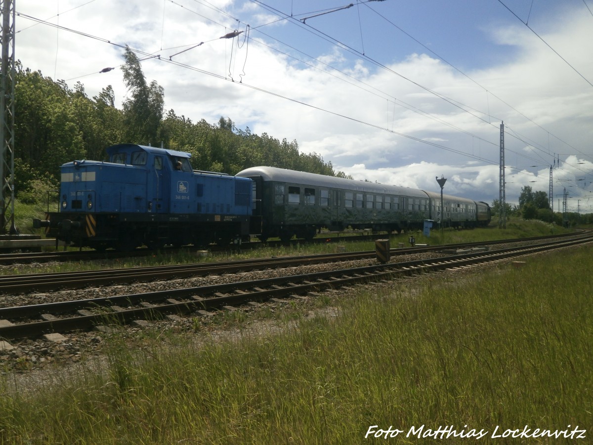PRESS 346 001 mit 35 1097 beim einfahren in Bergen auf R�gen am 30.5.15