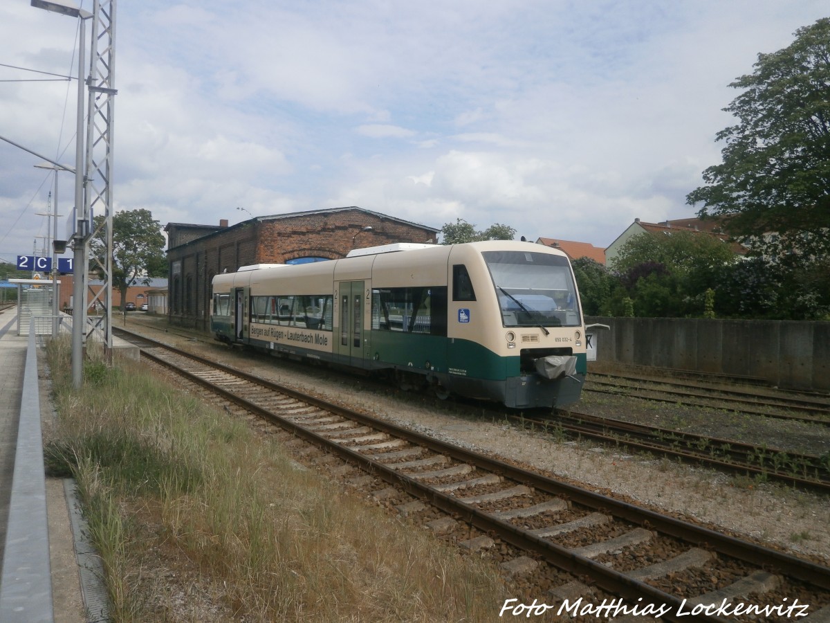 PRESS 650 032-4 abgestellt im Bahnhof Bergen auf R�gen am 31.5.15