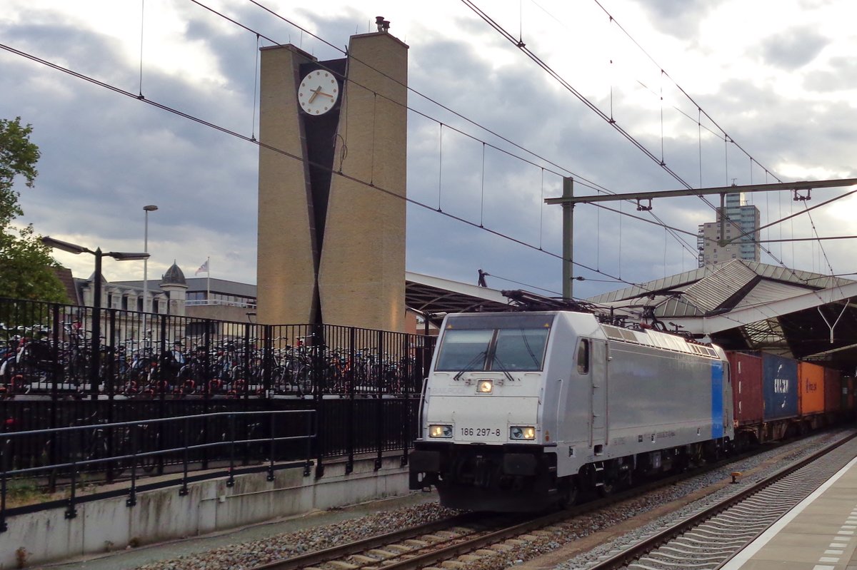 Railpool 186 297 durchfahrt Tilburg am 24 Augustus 2018.