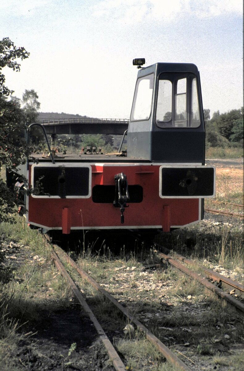 Rangiertraktor Zombi in Petite Rousselle Frakreich im September 1992.