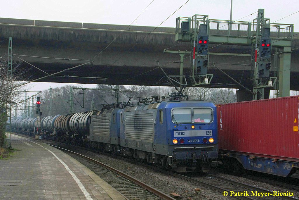 RBH 126 & RBH 106 mit Kesselwagenzug am 20.01.2015 in Hamburg-Harburg auf dem Weg nach Hamburg-Hohe Schaar