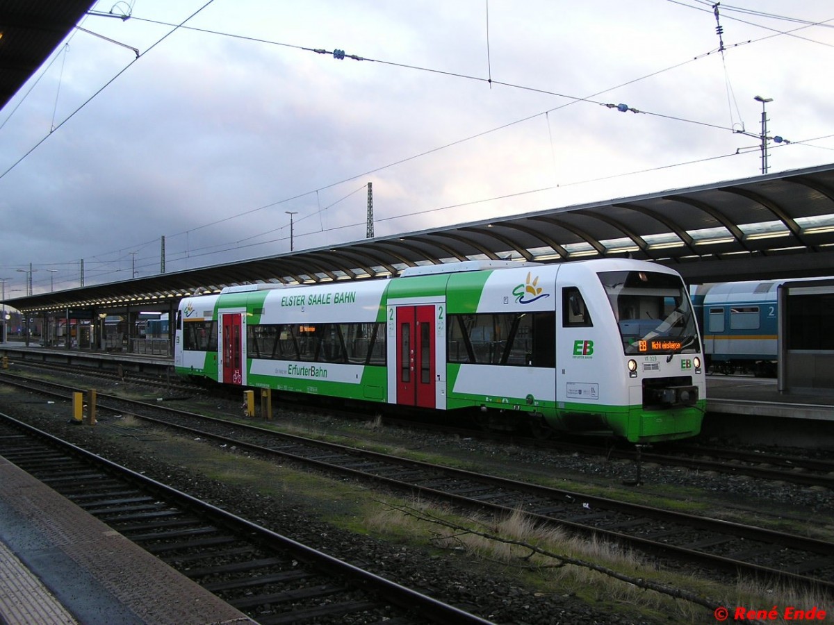 Regioshuttle der Erfurter Bahn nach Gera Hbf, aufgenommen in Hof Hbf.
