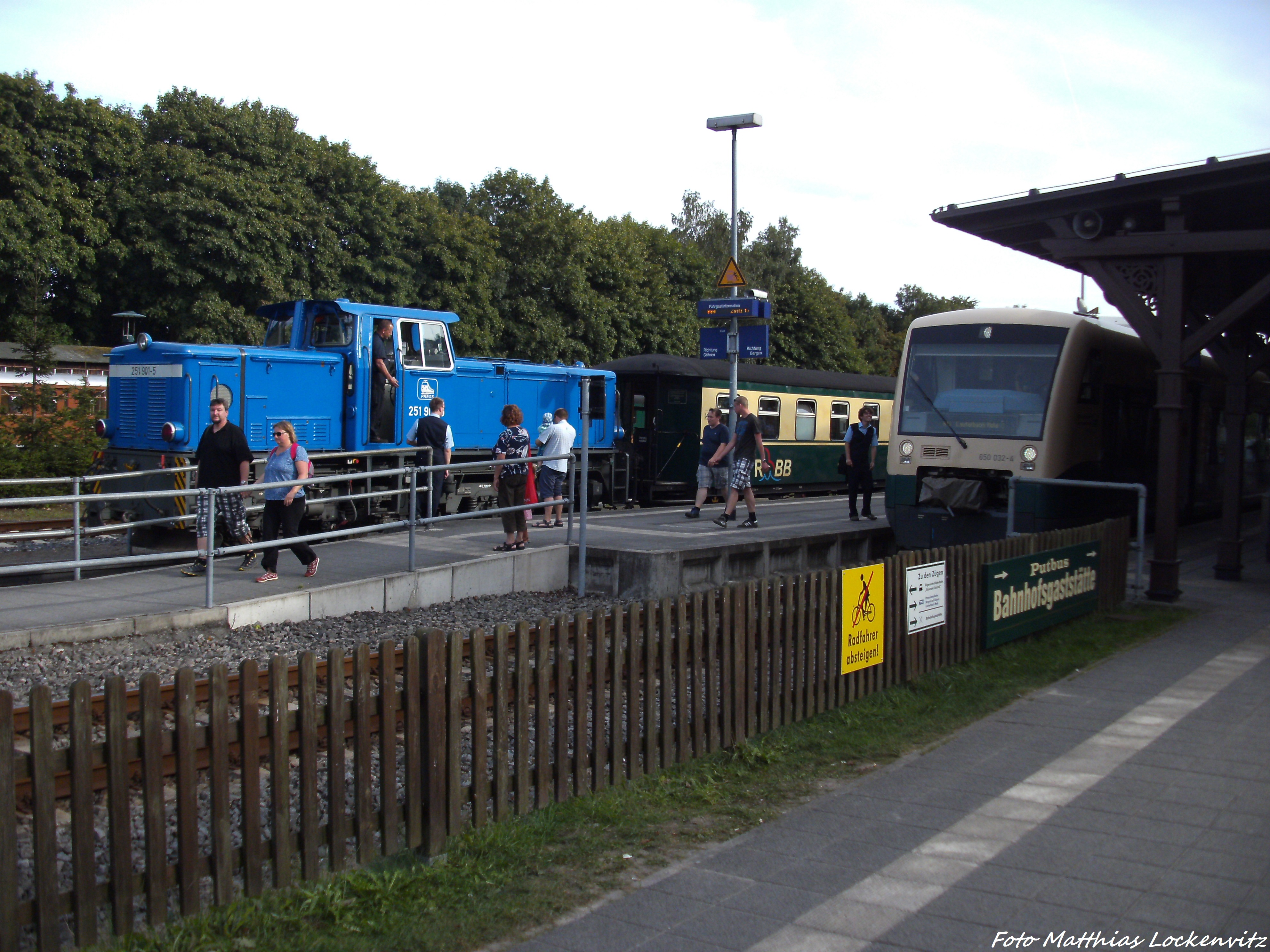 R�BB 251 901 & PRESS 650 032-4 im Bahnhof Putbus am 29.8.13