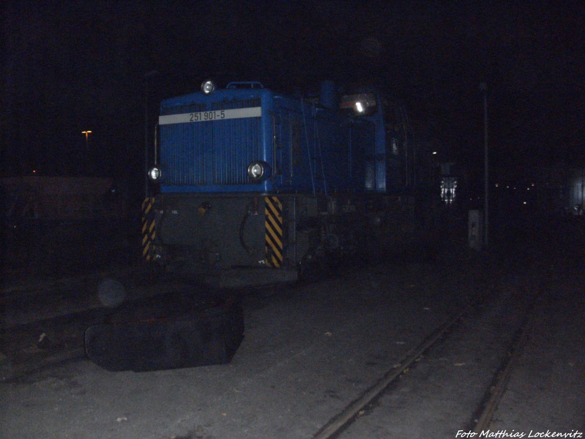R�BB 251 901 abgestellt am Kleinbahn BW Putbus am 11.10.13