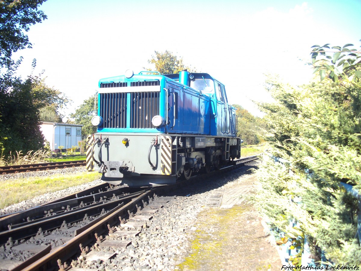 R�BB 251 901 hat sich vom Zug Getrennt und wird nun bis zur n�chsten Fahrt nahc Lauterbach Mole im Bahnhof Putbus Wagen rangieren am 2.10.13