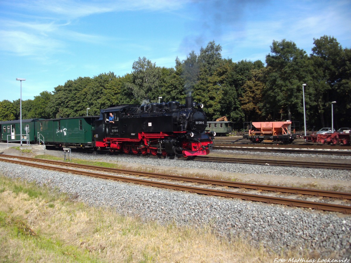 R�Bb 99 1781 bei der Ausfahrt aus Putbus nach Lauterbach Mole am 27.8.13