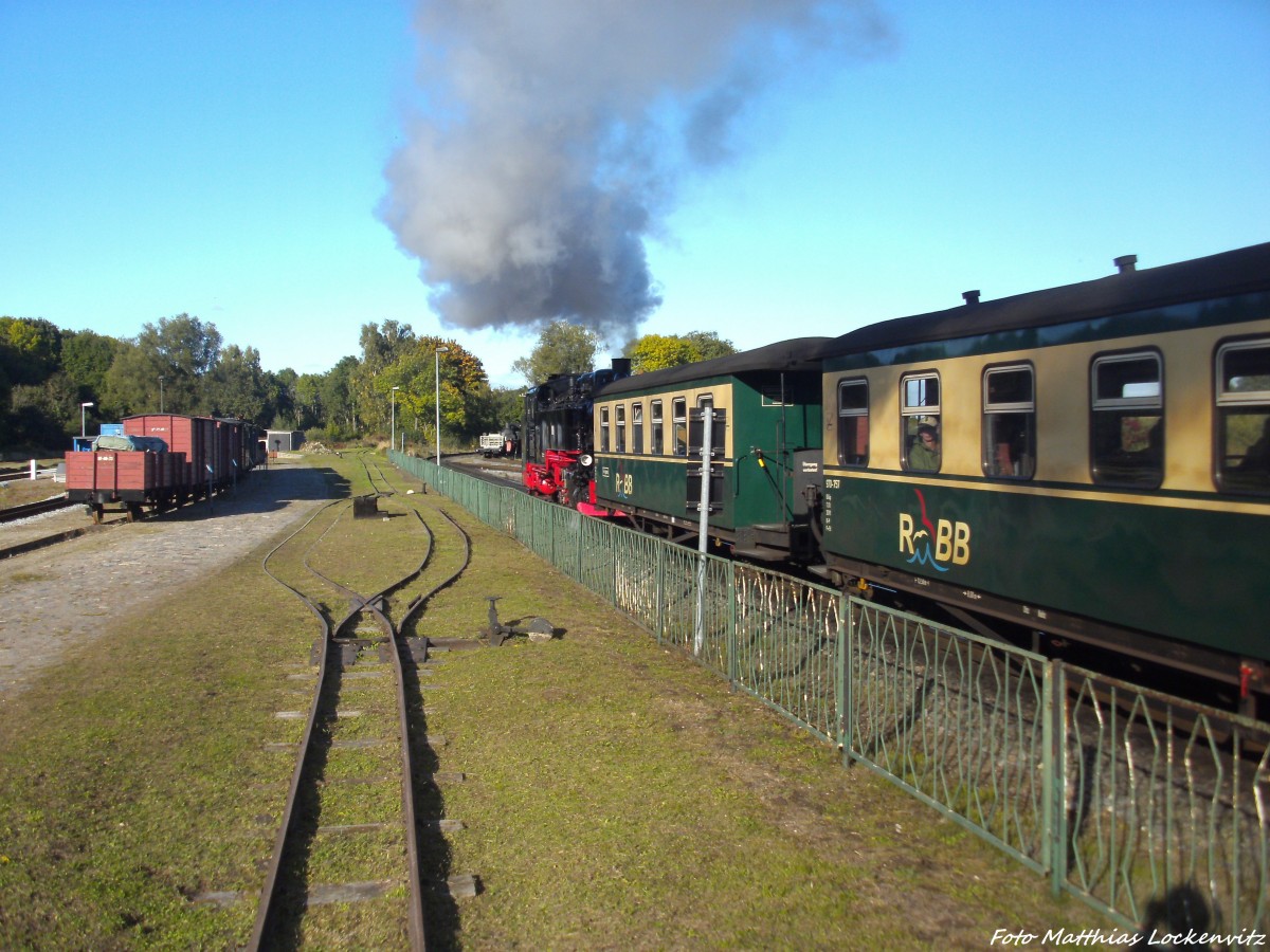 R�BB 99 1781 mit ziel Ostseebad G�hren bei der Ausfahrt aus Putbus am 2.10.13
