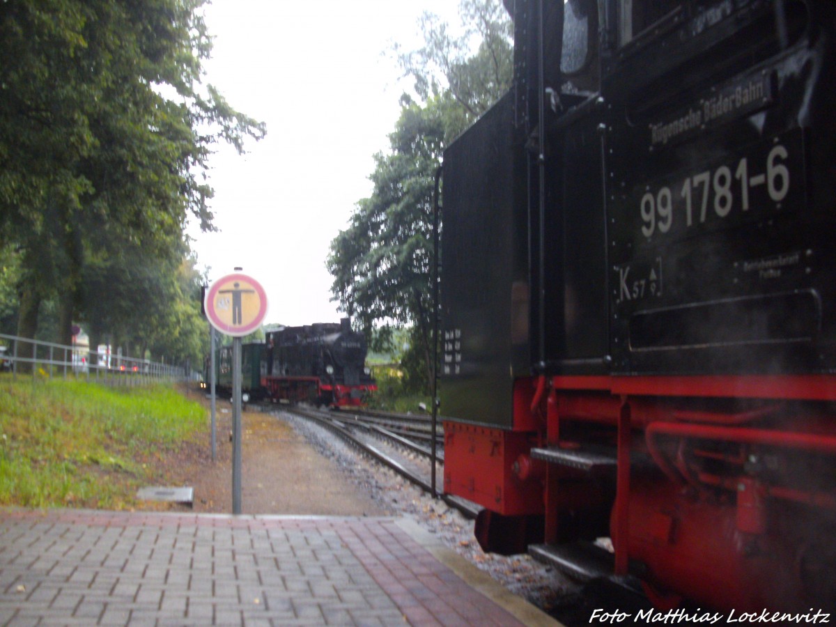 R�BB 99 4011 beim einfahren in den Bahnhof Ostseebad Binz am 14.7.14