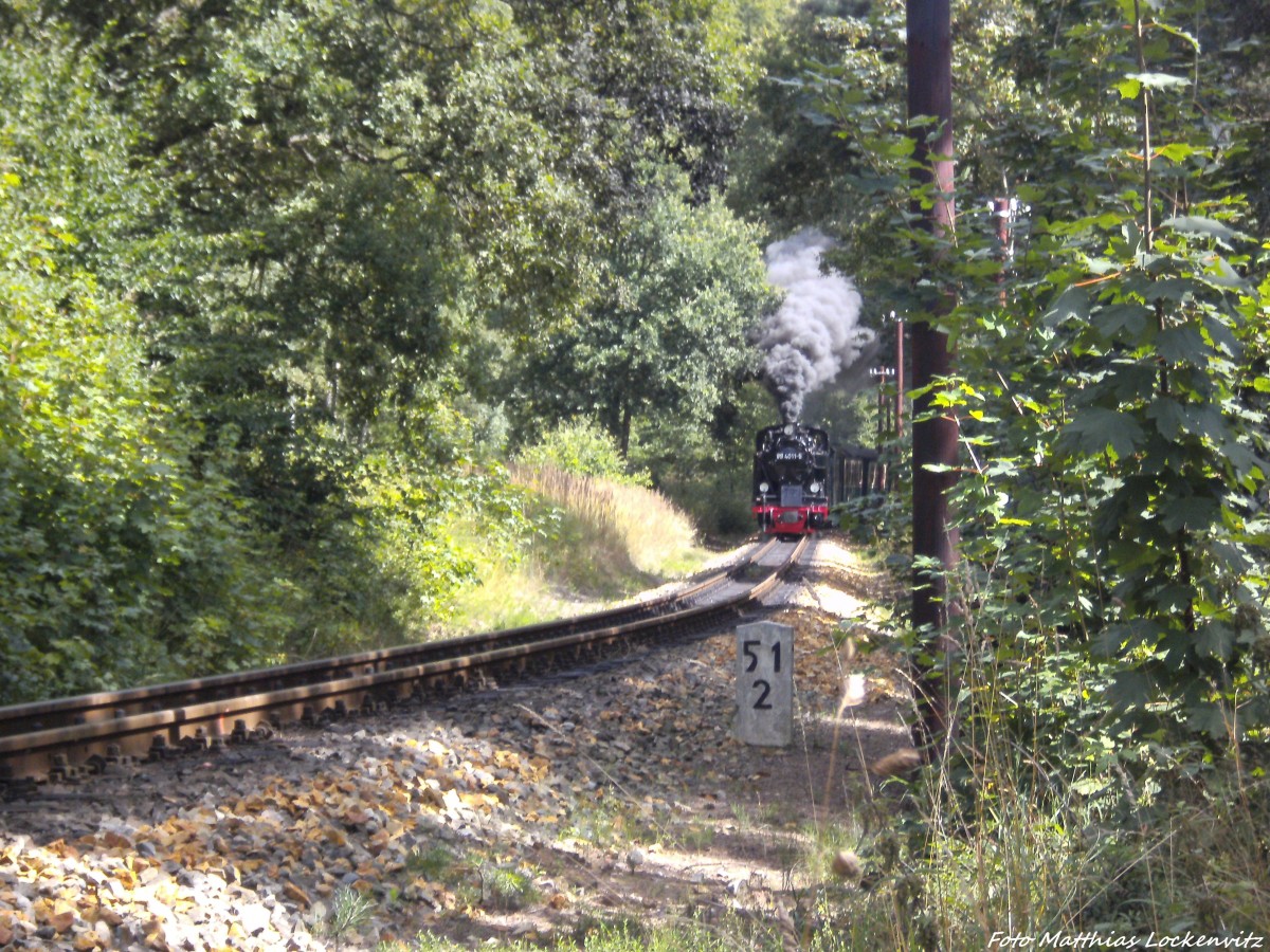 R�BB 99 4011 mit dem P104 zwischen Sellin & Garftitz am 15.8.13