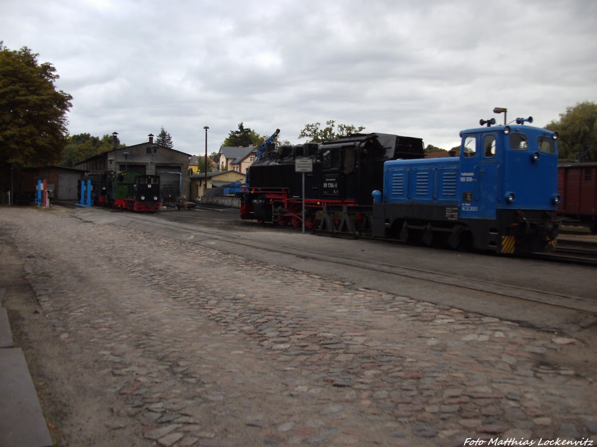 R�BB Mh 53, 99 4802, Mh 52, K�f 6003 & hinten noch 99 1784 & 199 008 im Kleinbahn BW Putbus am 15.9.13