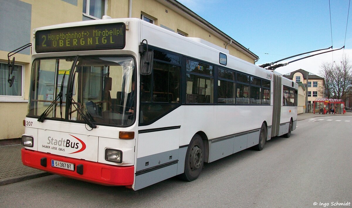 Salzburg AG | StadtBus | Nr. 207 | S-387 BT | Gr�f & Stift GE 112 M 16 | 05.04.2009 in Wals