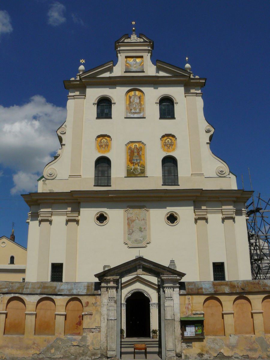 Sankt Josaphat Kirche Lwowska Strasse, Zhovkva, Ukraine 09-05-2014.

Sint Josaphat kerk Lwowska straat, Zhovkva, Oekrane 09-05-2014.