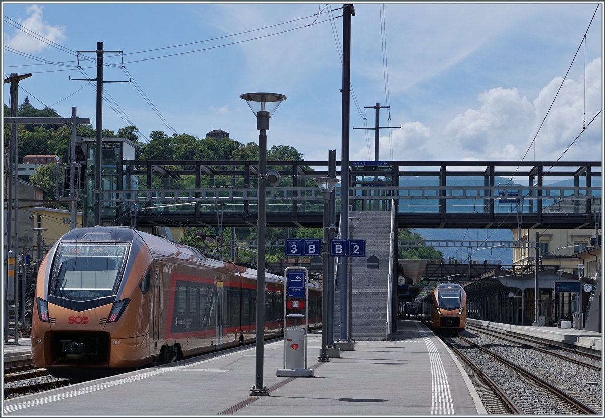 SAOB  Treno Gotthardo  von und nach Locarno begegnen sich in Bellinzona.

23. Juni 2021