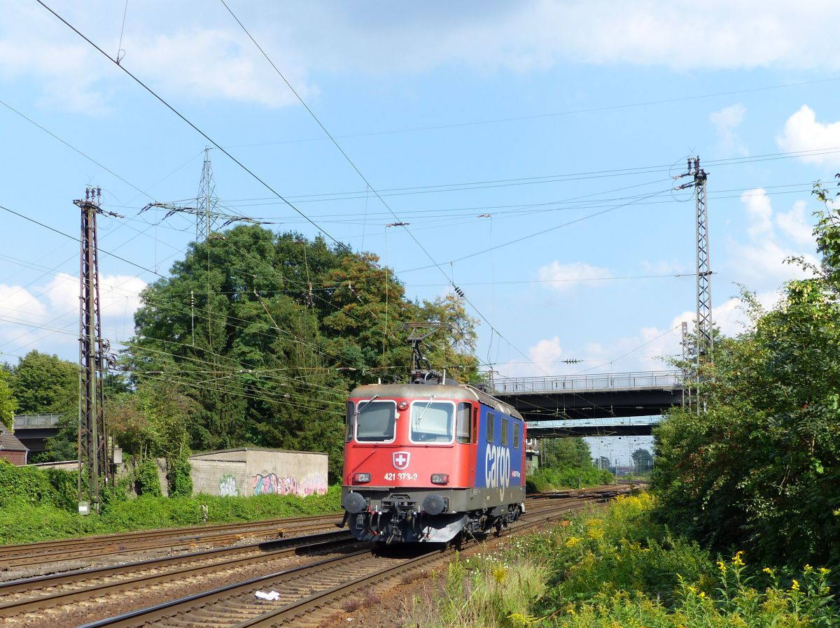 SBB Cargo loc 421 373-2 bei Oberhausen Osterfeld Sd. Oberhausen, Deutschland 11-09-2015.

SBB Cargo loc 421 373-2 bij Oberhausen Osterfeld Sd. Oberhausen, Duitsland 11-09-2015.